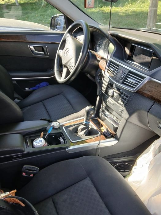 Mercedes Benz Clasa E - 2010
