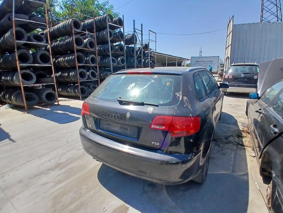dezmembrez audi a3 8p