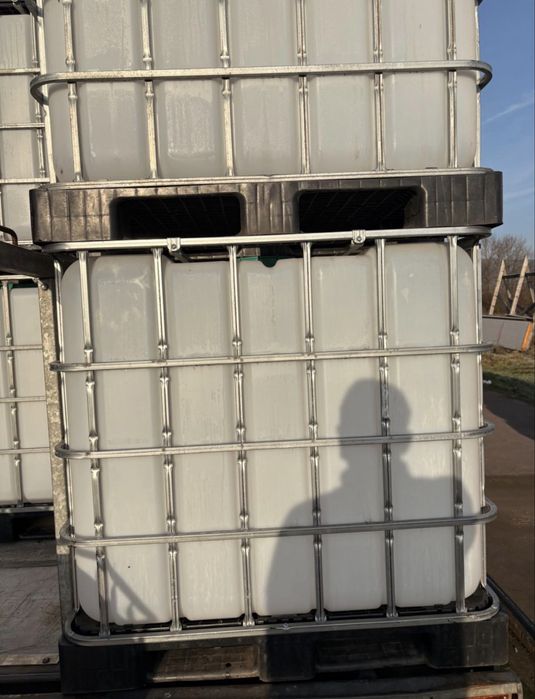 IBC Container bazin 1000 litri alimentar folosit odata Germania