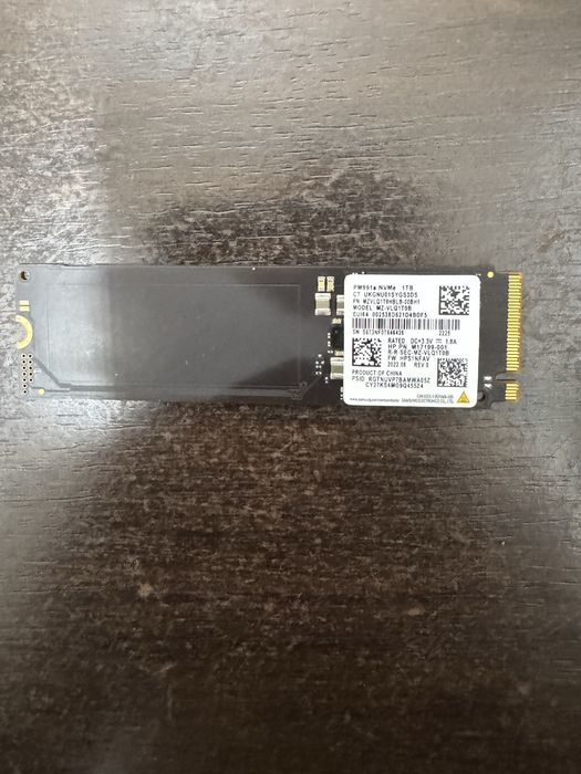 Nvme 2 TB Samsung EVO 980 de 1 TB si Nvme Mircron Gen 4 de 1TB