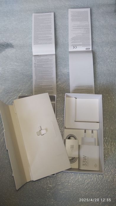 Продам коробку с полным комплектом от телефона Redmi Note 14