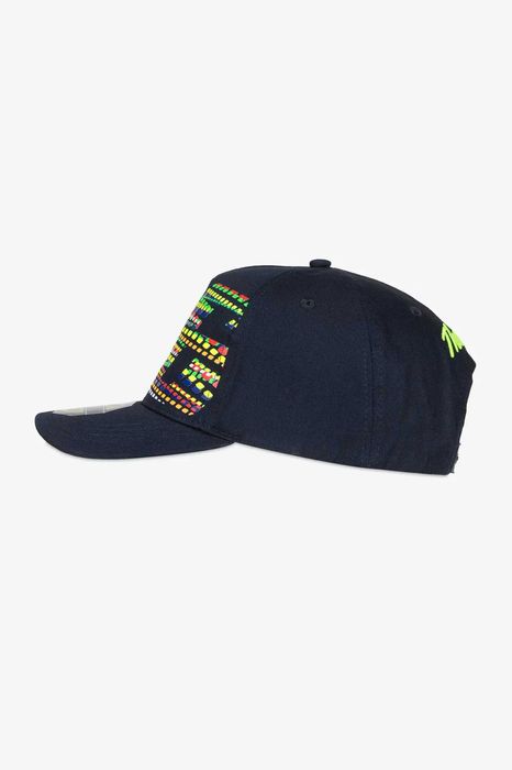 Шапка с козирка VR46