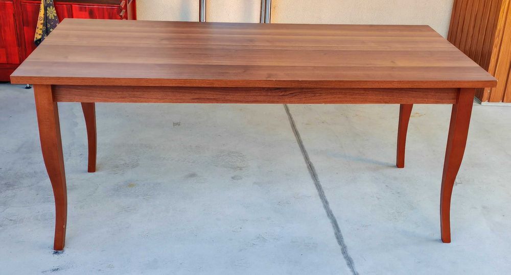 Италианска трапезна маса