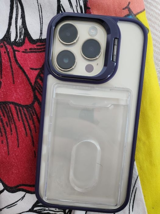 Galaxy z fold4  iPhone 14 pro