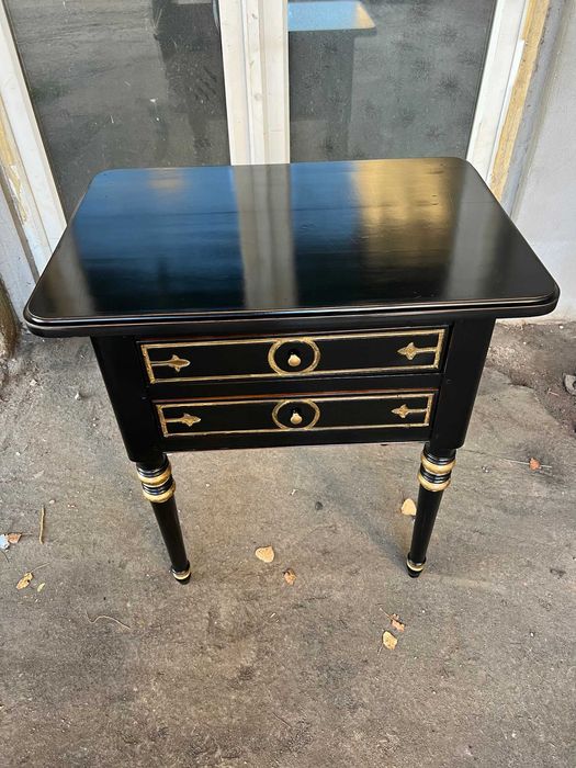 Comoda stil Napoleon!