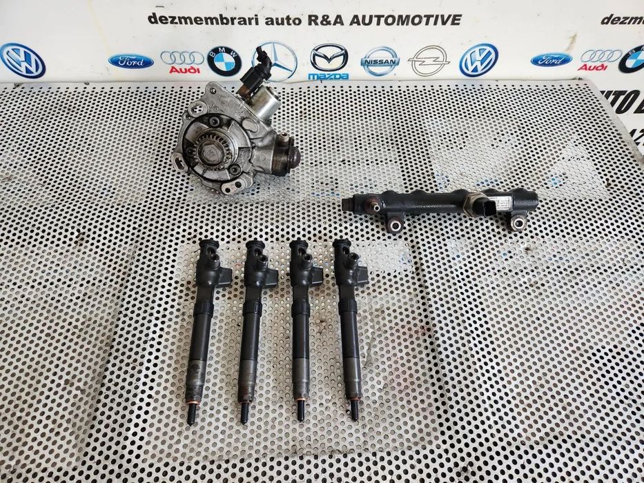 Injectoare Injector Kit Injectie Pompa Inalta Presiune Citroen Jumper Peugeot Boxer 2.2 BlueHdi Eur