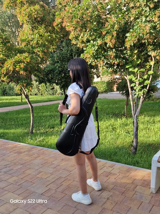 Продам футляр для скрипки, размер 4/4