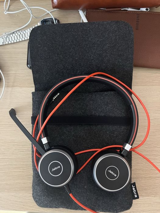 Jabra слушалки нови