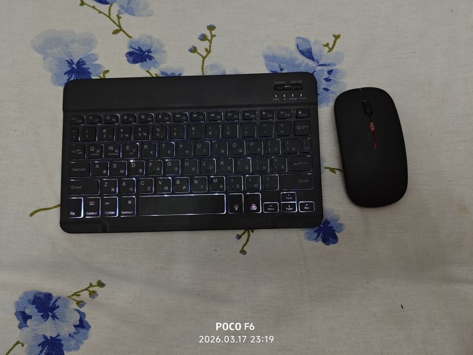 Блютуз клавиатура