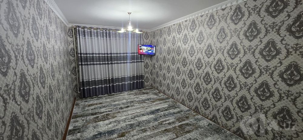 Kuvartira sotiladi