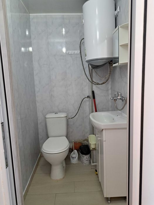 Дава се под наем Двустаен апартамент в Варна, Лятно кино Тракия - 58 кв.м за 306 € - Снимка #2