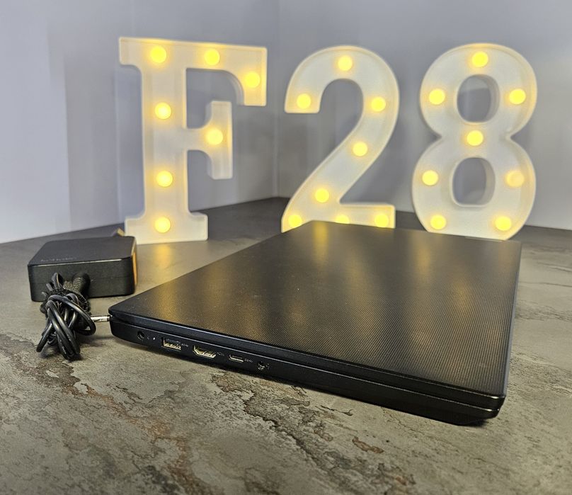 Amanet F28: Laptop Lenovo V14 G2 ITL (N)