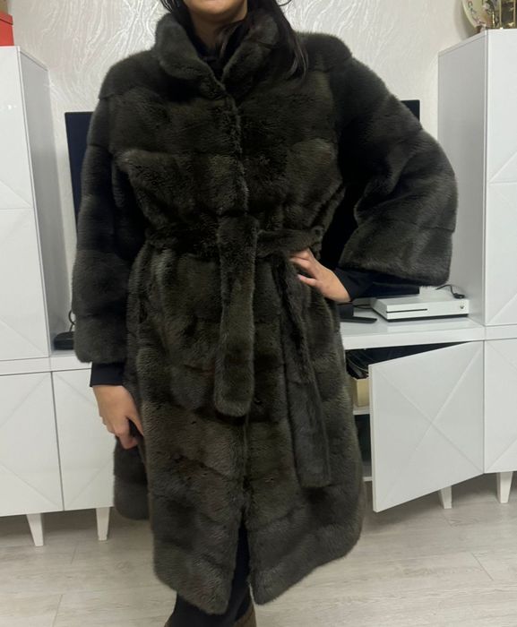 Шуба элитного бренда Sarigianni
