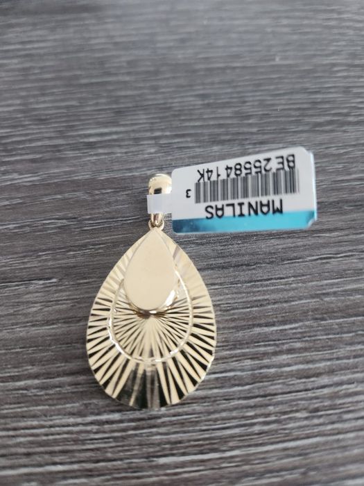 Продам сережки,кулон,браслет