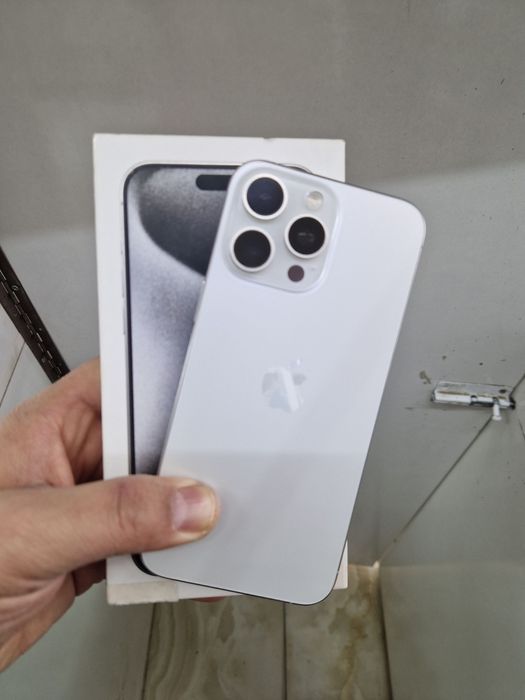 Iphone 15 pro max  89% 512g