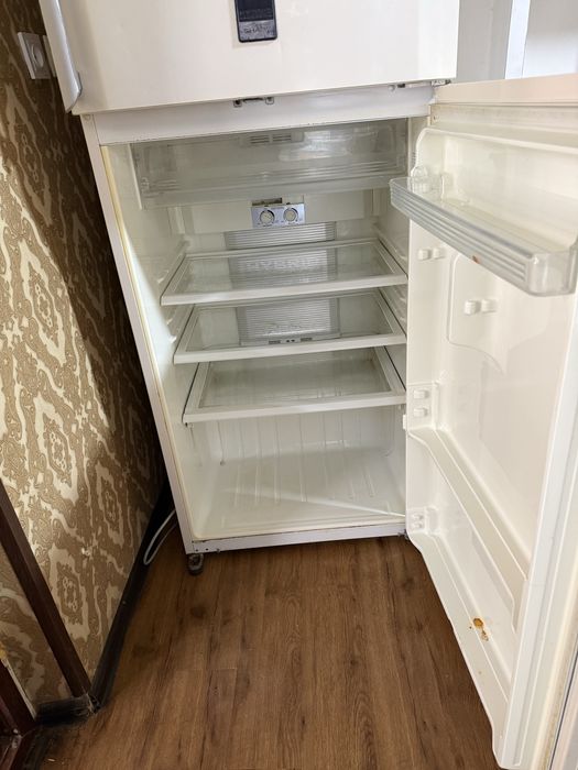 Холодильник б/у