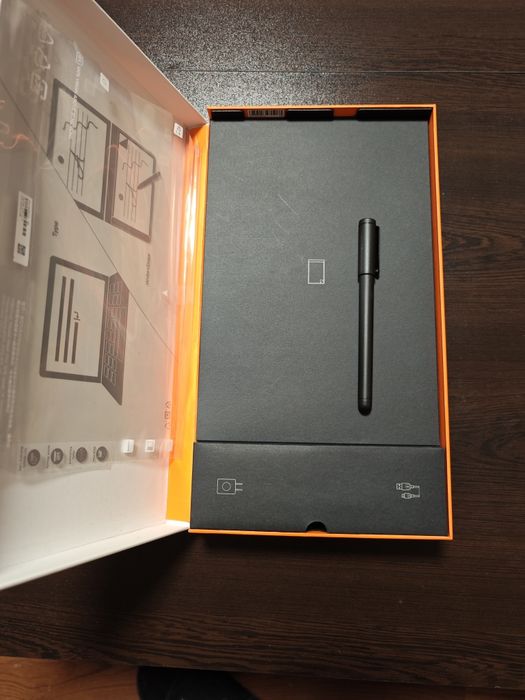 LENOVO Yoga Book Android YB1-X90F
INTEL ATOM Z885 4-CORE UP TO 2.4 GHZ, 4GB, 64GB EMMC
