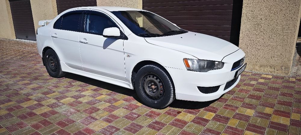 Mitsubishi Lancer 2010г.