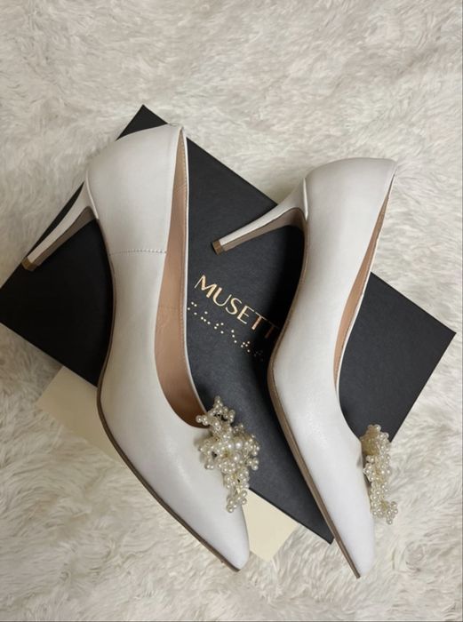 Pantofi albi Musette