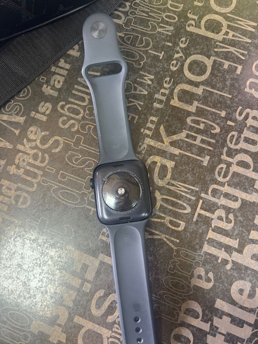 Apple Watch SE 3 2025 Midnight Alluminium