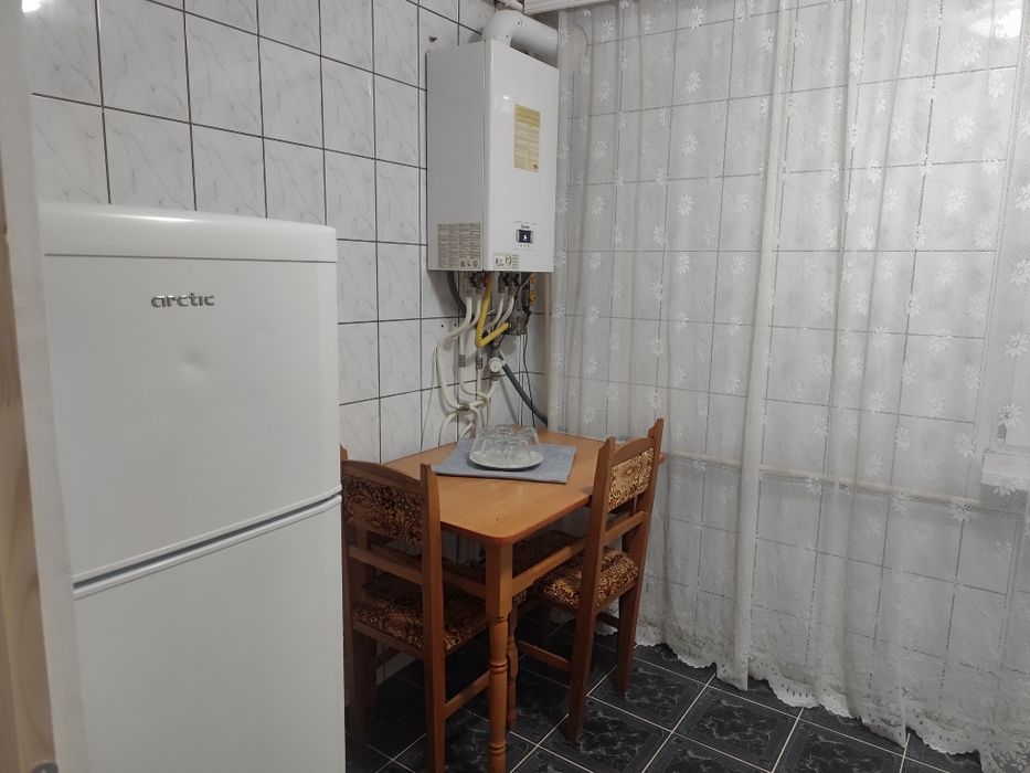 Închiriez apartament in zona centrală