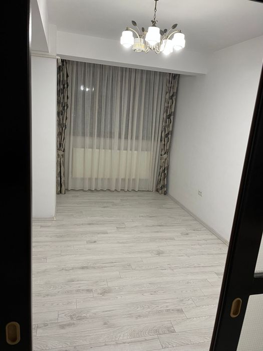 De inchiriat apartament
