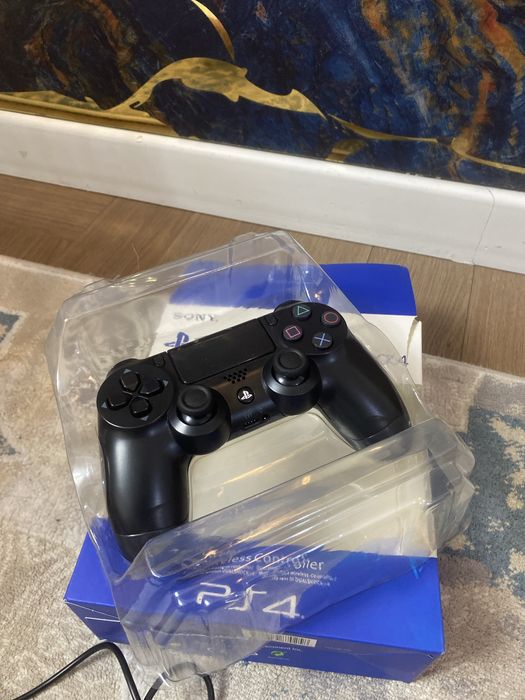 2500 за штук ,джостик на Ps4,рабочий