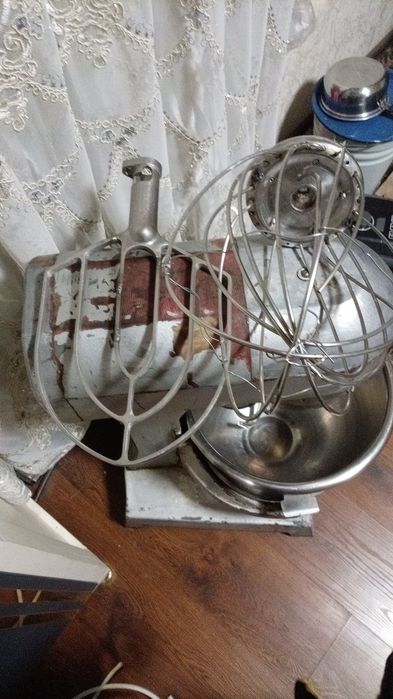 Миксер кондитерский 30 литр