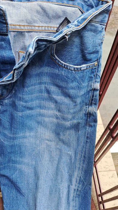 дънки Scotch&Soda №34 в отлично състояние, подходящи за мъж около 175 см.