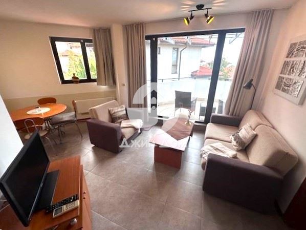 Продава се Двустаен апартамент в с. Кошарица, Област Бургас - 70 кв.м за 972 €/кв.м - Снимка #2