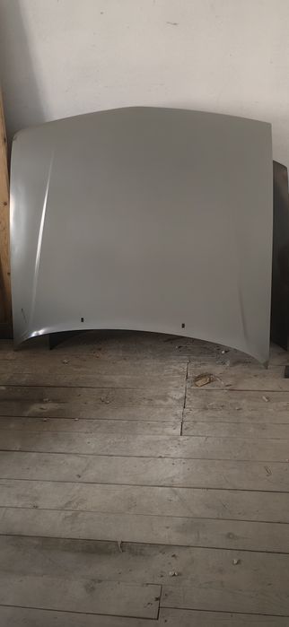 Капот Audi 100 C3