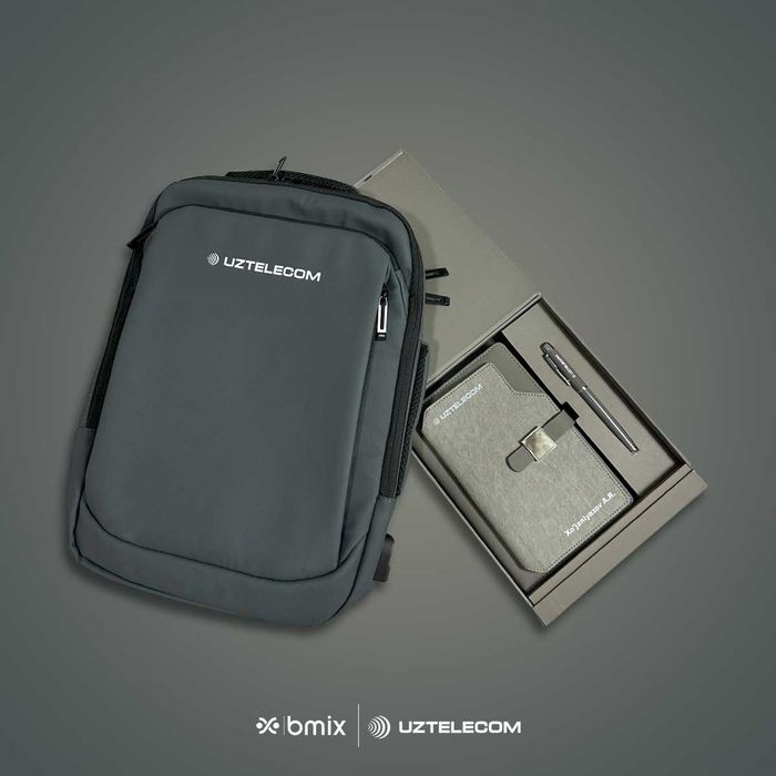 Рюкзаки с логотипом