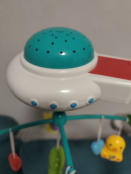 Carusel muzical bebeluși