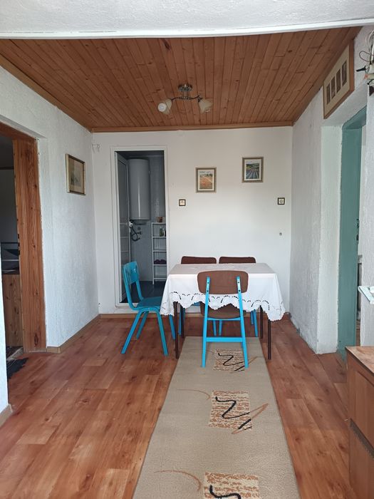 Вила в село Левка под наем