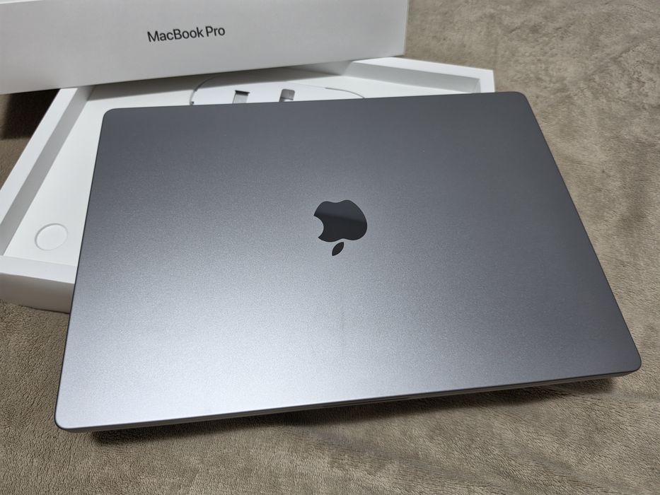 MacBook Pro 2021 M1 Pro 16” – 16 GB RAM, 1TB
