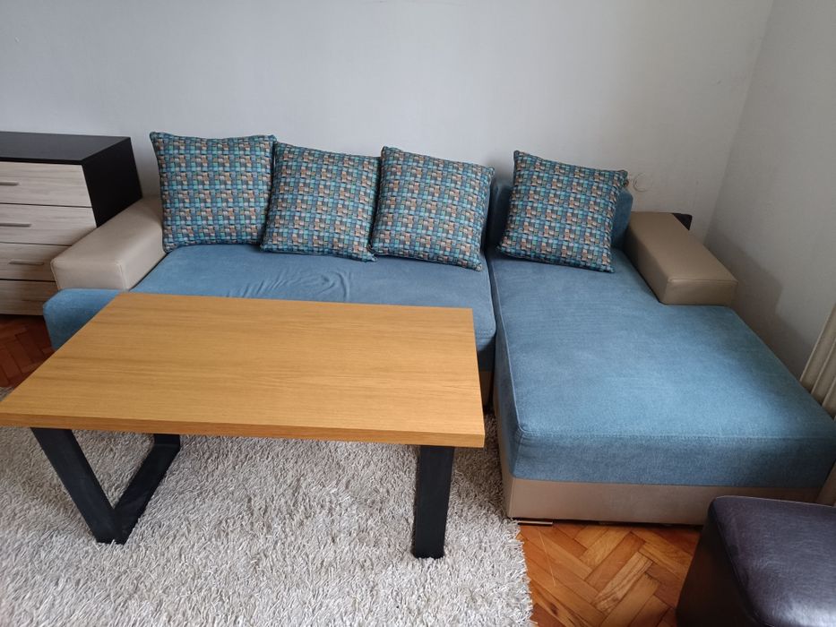 Продавам ъглов диван с функция сън, ракла и лежанка