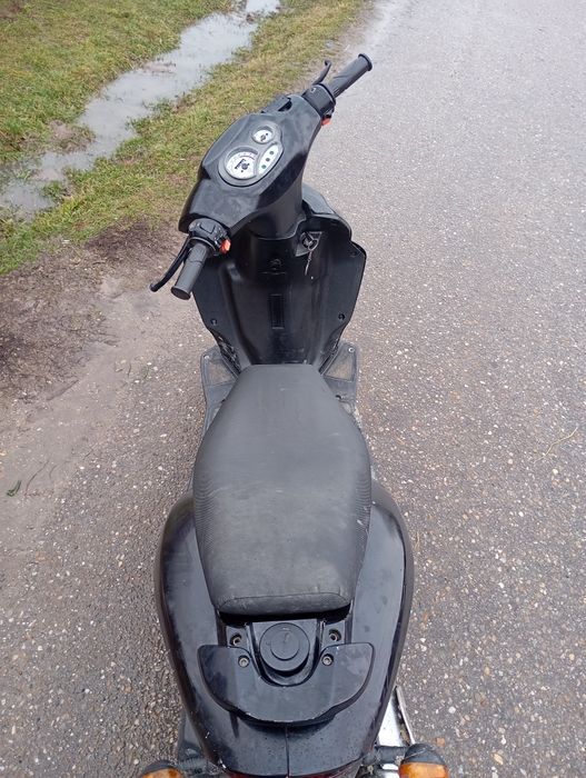 Vând sau schimb scuter 49 4t