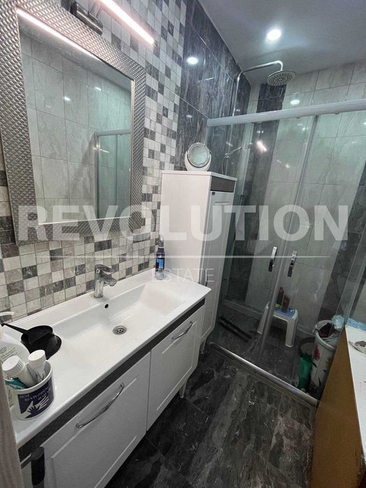 Продава се Тристаен апартамент в Пловдив, Гагарин - 86 кв.м за 1652 €/кв.м - Снимка #7