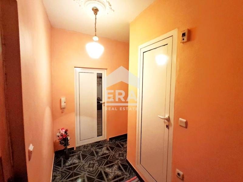 Продава се Двустаен апартамент в Варна, Владислав Варненчик - 57 кв.м за 1895 €/кв.м - Снимка #8