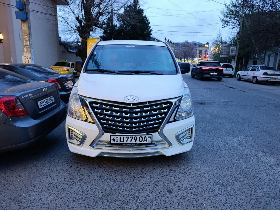 Hyundai H1 2012 benzin propan .probeg 260