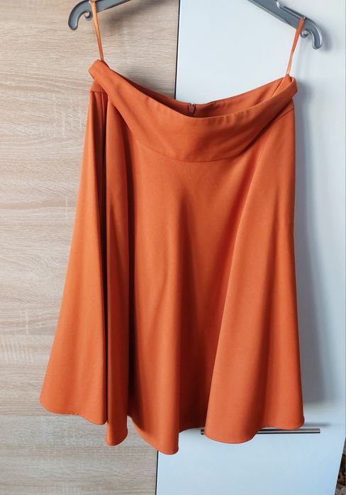 Compleu Tina R sacou si fusta