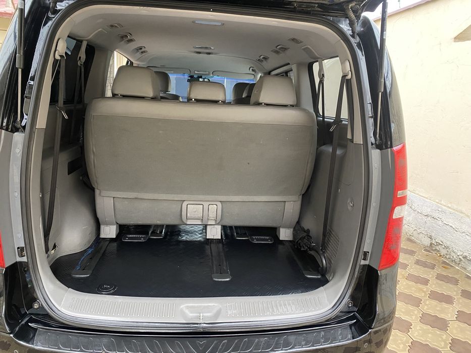 Hyundai Grand Stareks