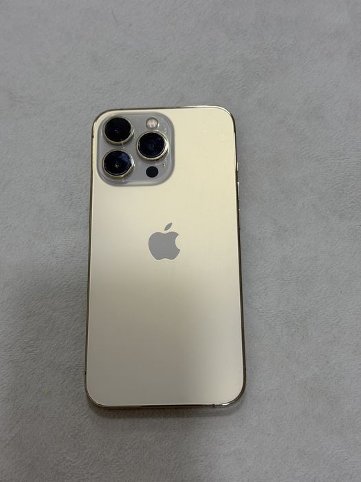 Продам Iphone 13 pro