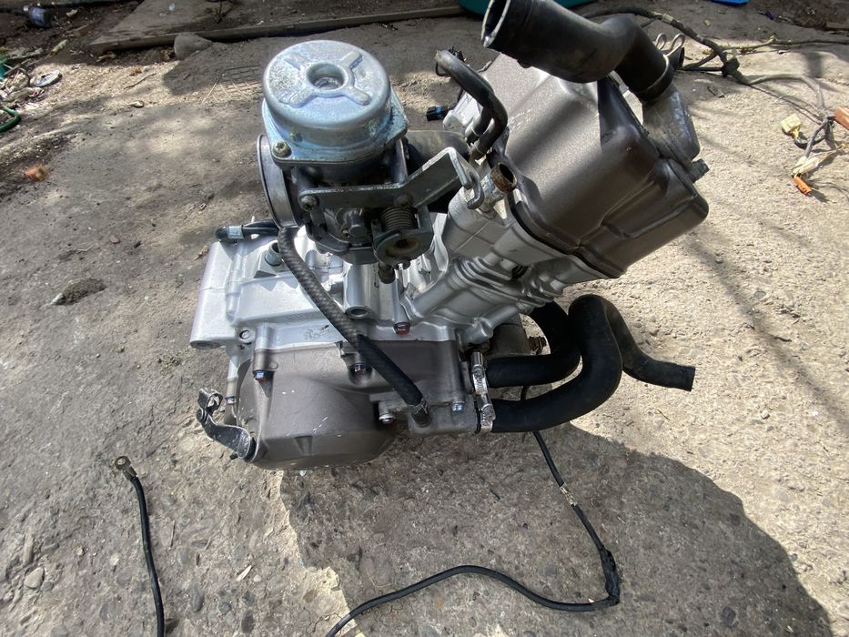 Vând motor honda 125 ccm