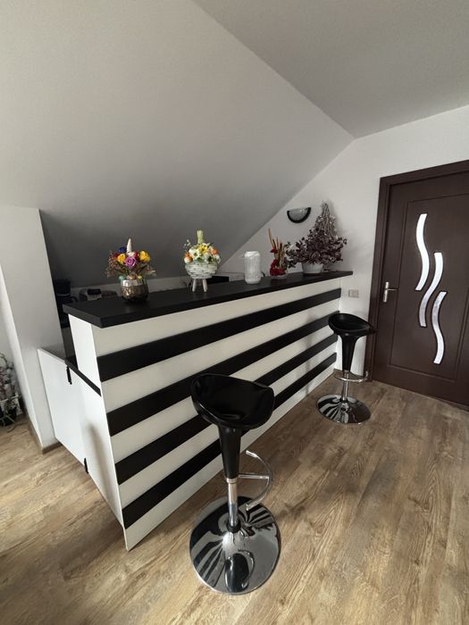 Camere frumoase de închiriat  !