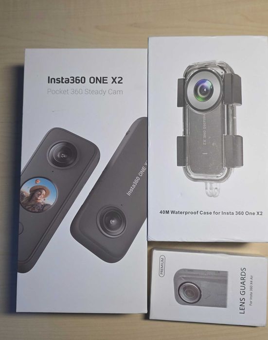 Camera Insta360 X2 aproape noua+ accesorii-Folosita ocazional
