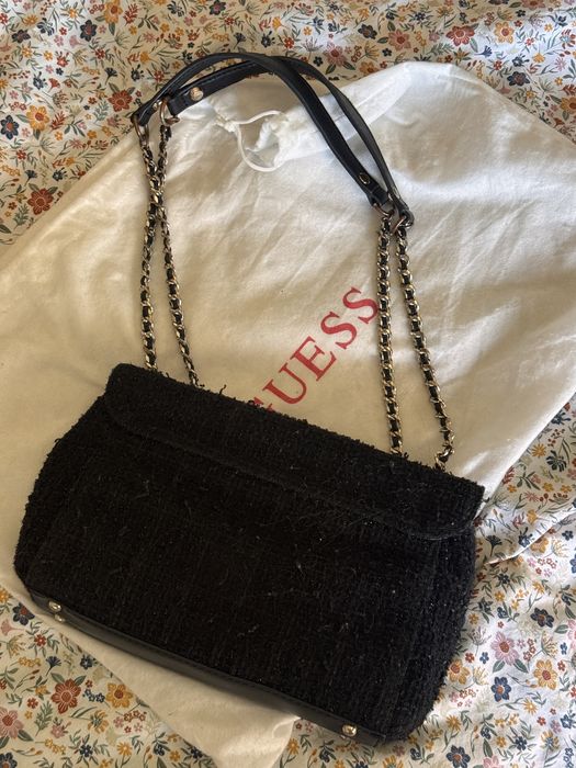 Черна чанта Guess