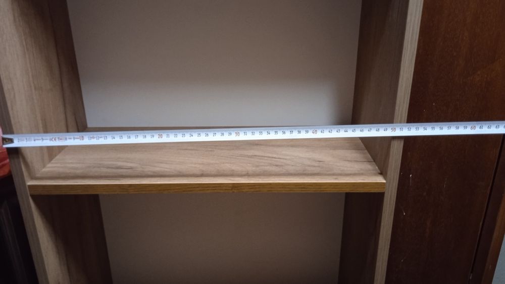 Продам шкаф-этажерку и куб-пуфик.