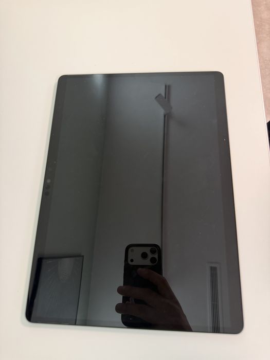 Microsoft Surface Pro X – SQ1, 8GB RAM, 128GB SSD, LTE – cutie originala