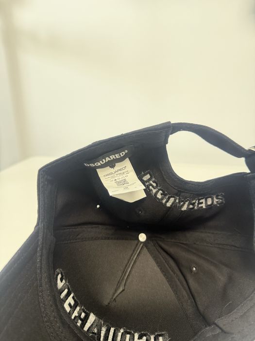 Sapca DSQUARED2 super calitate